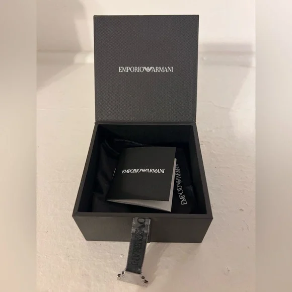 Emporio Armani Black Leather strap Bracelet - Picture 4 of 10